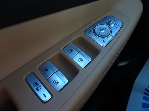 Used 2023 Hyundai Santa Fe Calligraphy AWD/4WD image 28