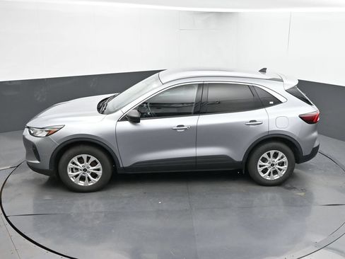 Used 2024 Ford Escape Active AWD/4WD image 41