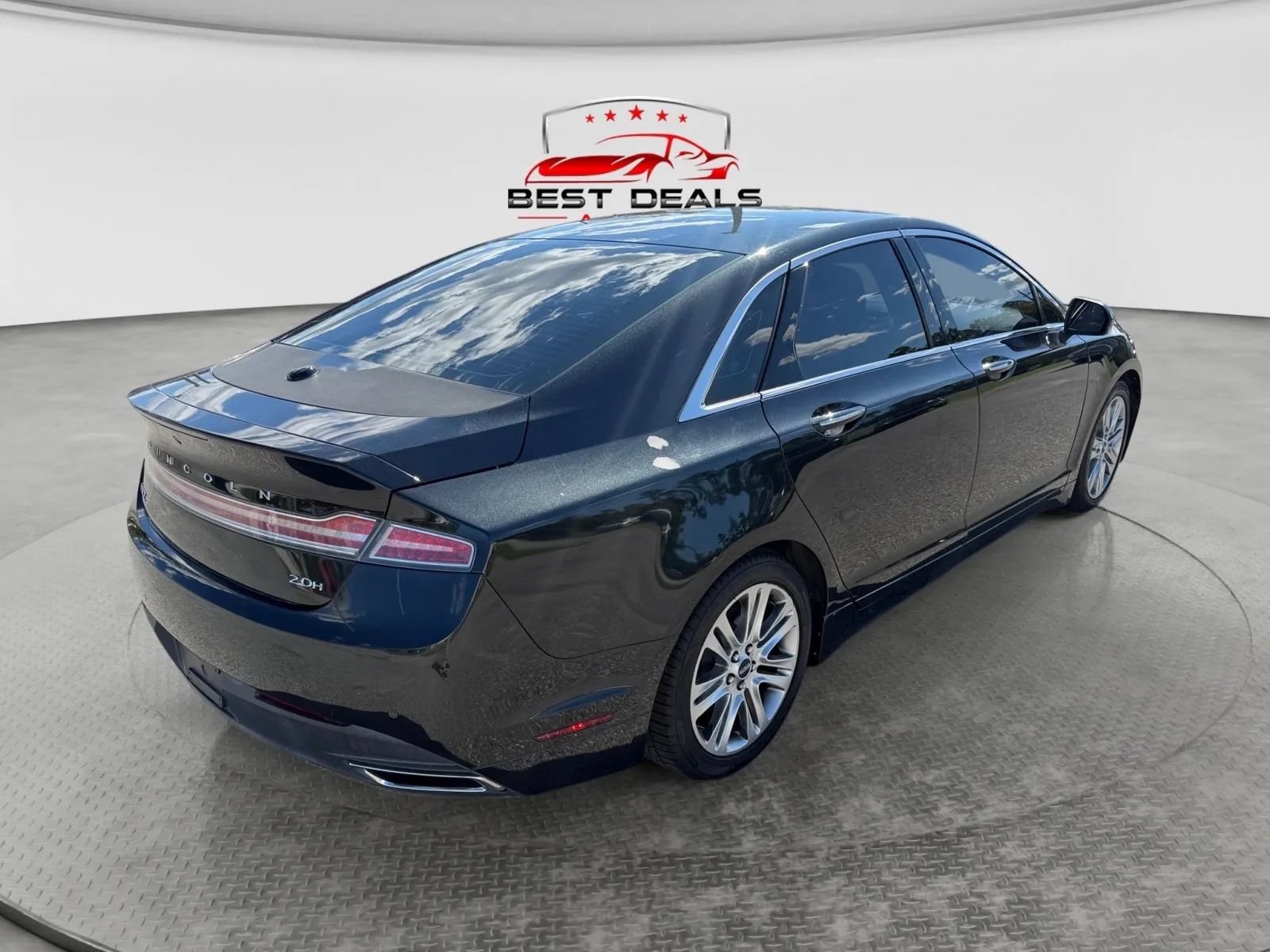 Used 2015 Lincoln MKZ Hybrid w/ Equipment Group 201A Select FWD image 5