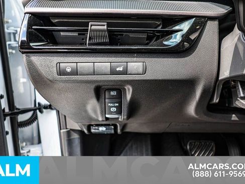 Certified 2025 Nissan Murano SV image 50