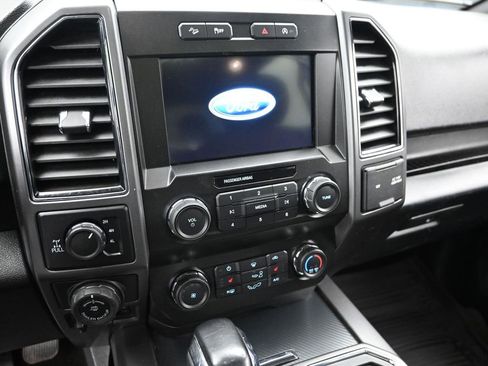 Used 2019 Ford F150 XLT w/ Equipment Group 302A Luxury AWD/4WD image 14