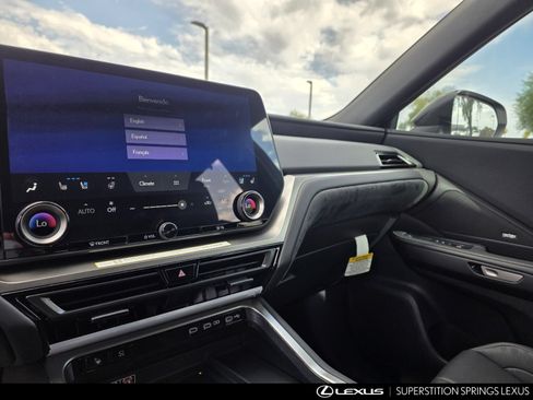 New 2026 Lexus TX 500h AWD image 17