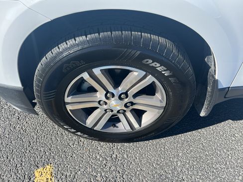 Used 2017 Chevrolet Traverse LT AWD/4WD image 7
