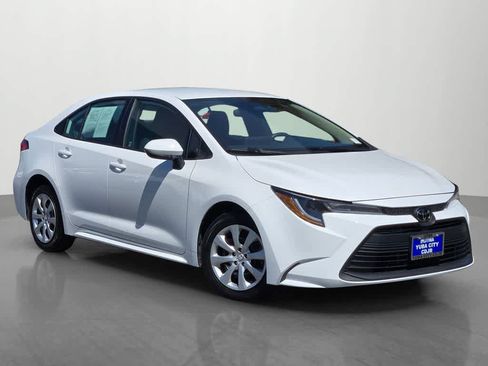Used 2024 Toyota Corolla LE FWD image 8