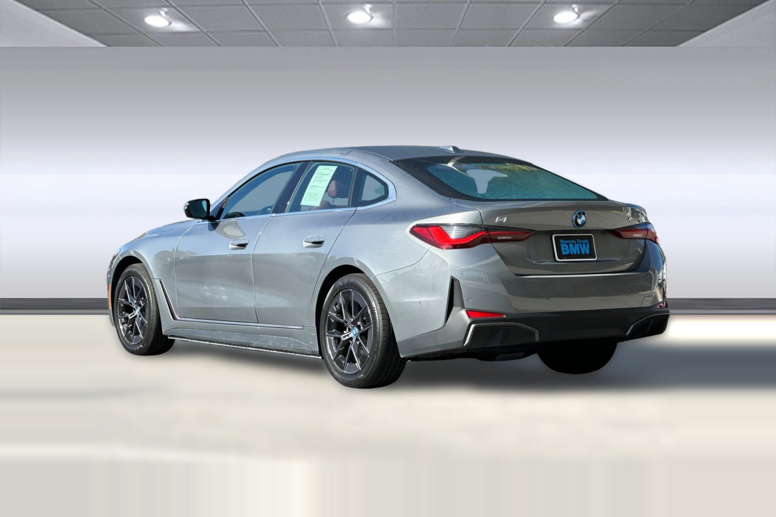 Used 2024 BMW i4 eDrive35 w/ Premium Package RWD image 3