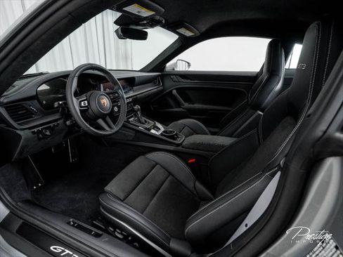 Used 2026 Porsche 911 GT3 w/ Chrono Package RWD image 36