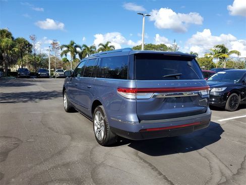 Certified 2022 Lincoln Navigator L Reserve image 3