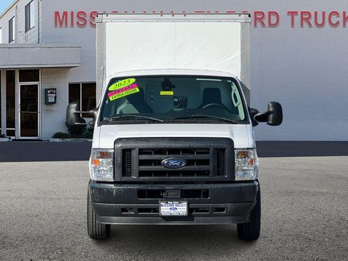 Used 2023 Ford E-350 and Econoline 350 Super Duty w/ Driver's Safety Package image 9