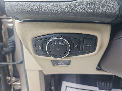 Used 2018 Lincoln MKZ Select w/ Select Plus Package FWD image 14