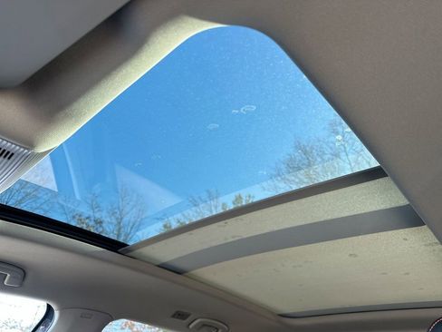 New 2025 Volkswagen Atlas Peak Edition SE image 49