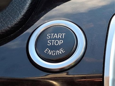 Used 2012 BMW 550i Gran Turismo xDrive image 27