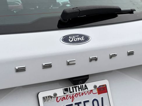 Used 2021 Ford Escape S image 30