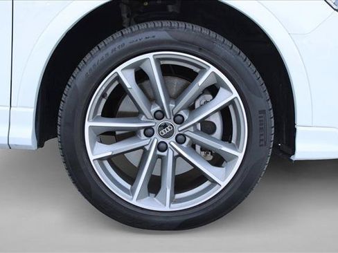 Used 2023 Audi Q3 2.0T Premium Plus w/ Premium Plus Package AWD/4WD image 14
