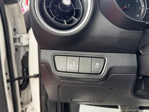 Used 2023 Kia Forte GT-Line w/ GT-Line Technology Package image 15