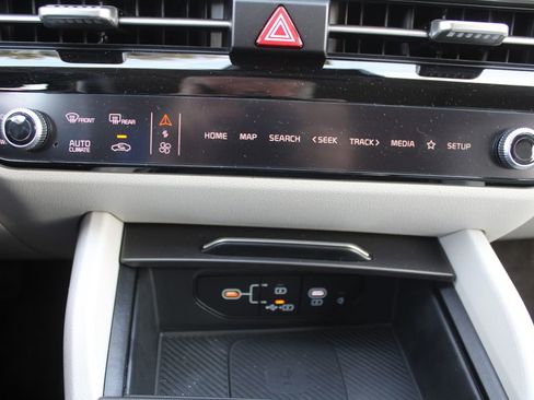 New 2026 Kia Sportage SX Prestige AWD/4WD image 47