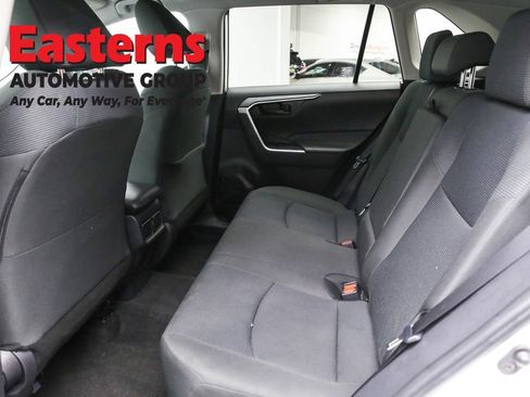 Used 2024 Toyota RAV4 LE image 21