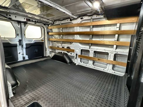 Used 2022 Ford Transit 250 w/ Exterior Upgrade Package image 21