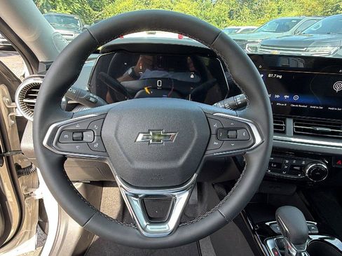 New 2026 Chevrolet Trax ACTIV w/ Driver Confidence Package FWD image 20