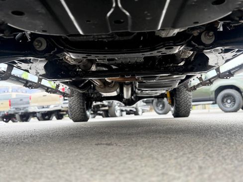 Used 2017 Toyota Tundra Limited w/ Limited Premium Package image 79