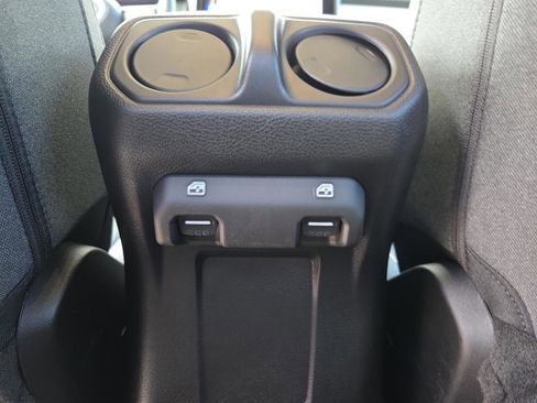 New 2025 Jeep Gladiator Sport image 70