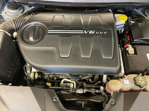 Certified 2022 Jeep Cherokee Latitude Lux image 26