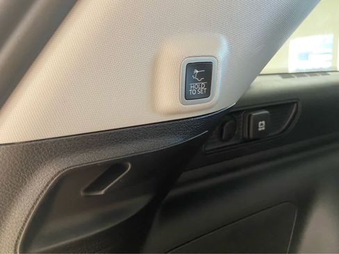 Used 2022 Jeep Grand Cherokee Limited 4xe w/ Rear Seat Video Group 1 image 9