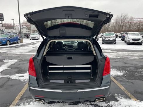 Used 2019 Cadillac XT5 Luxury w/ LPO, Radiant Package image 7