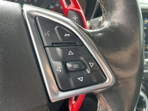 Used 2019 Chevrolet Camaro LT image 21