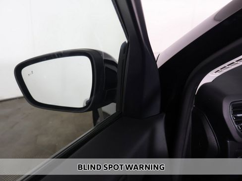 Used 2022 Ford Escape SEL image 5