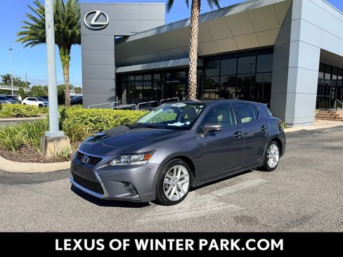 Used 2017 Lexus CT 200h image 1