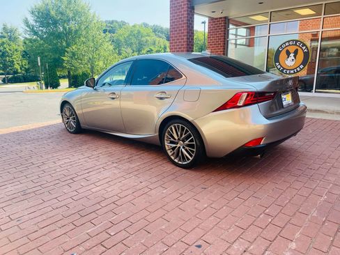 Used 2014 Lexus IS 250 w/ Navigation Package image 4