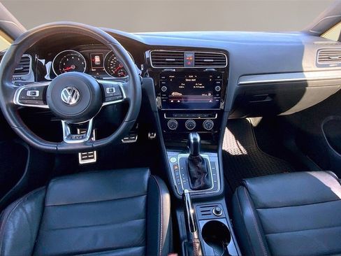 Used 2020 Volkswagen GTI SE image 15