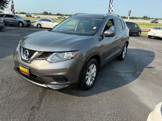 Used 2015 Nissan Rogue SV image 1