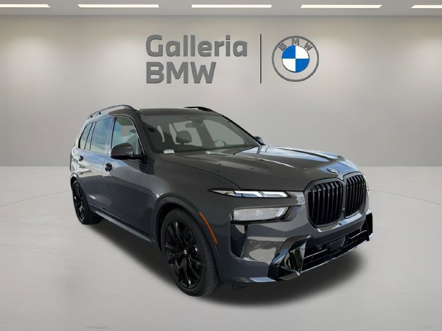Certified 2026 BMW X7 xDrive40i w/ M Sport Package AWD/4WD image 4