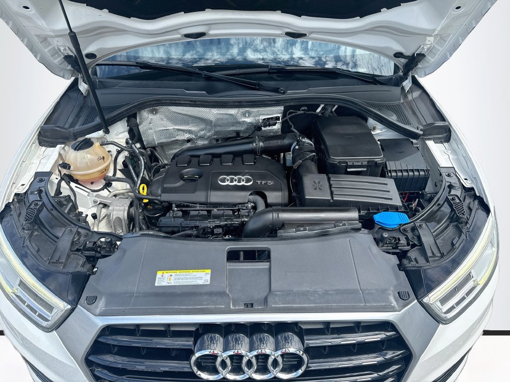 Used 2016 Audi Q3 2.0T Prestige AWD/4WD image 30