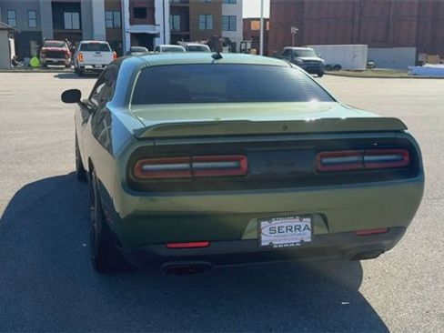 Used 2019 Dodge Challenger R/T w/ Driver Convenience Group image 7