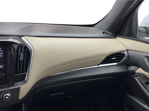 Used 2023 Chevrolet Traverse LS w/ Midnight/Sport Edition image 20