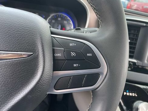 Used 2023 Chrysler Voyager LX FWD image 28