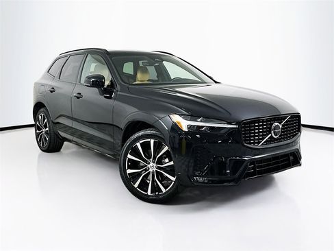 Used 2023 Volvo XC60 B5 Ultimate w/ Climate Package image 1
