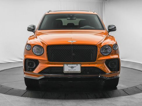 Certified 2022 Bentley Bentayga image 2