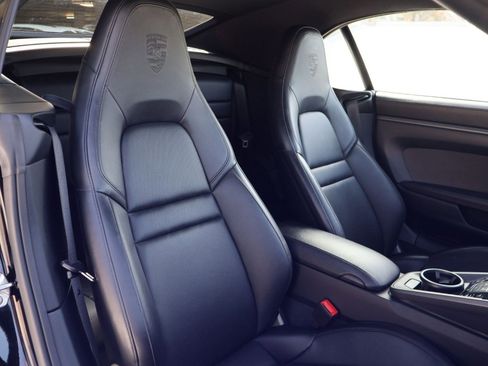 Certified 2023 Porsche 911 Carrera RWD image 24