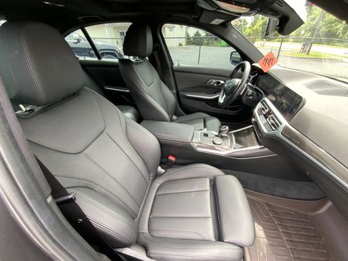 Used 2020 BMW 330i xDrive Sedan w/ Premium Package AWD/4WD image 26
