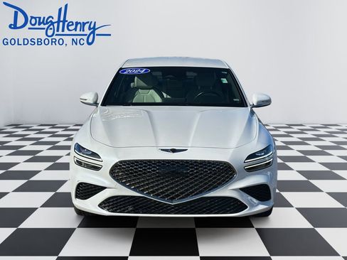 Used 2024 Genesis G70 2.5T image 8