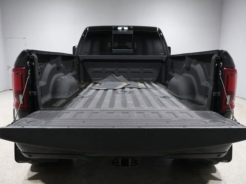 Used 2025 RAM 3500 Limited image 7