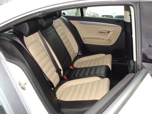 Used 2016 Volkswagen CC Sport FWD image 11