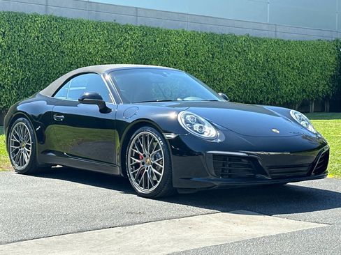 Certified 2017 Porsche 911 Carrera S image 9