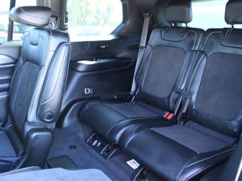 Used 2025 Jeep Grand Cherokee L Altitude AWD/4WD image 42