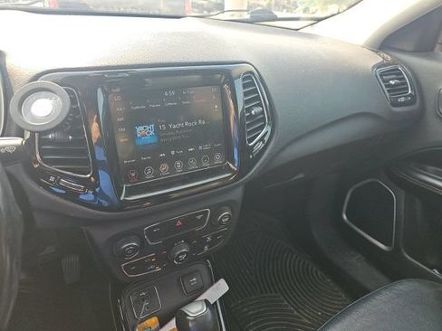 Used 2020 Jeep Compass Limited FWD image 8