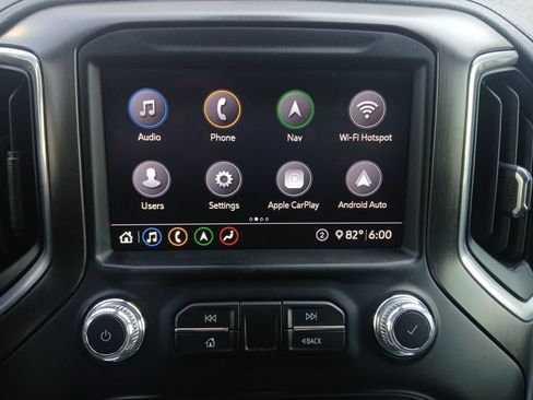 Used 2020 GMC Sierra 2500 AT4 w/ AT4 Premium Package AWD/4WD image 8