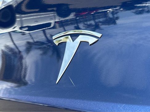 Used 2023 Tesla Model 3 Standard Range RWD image 35